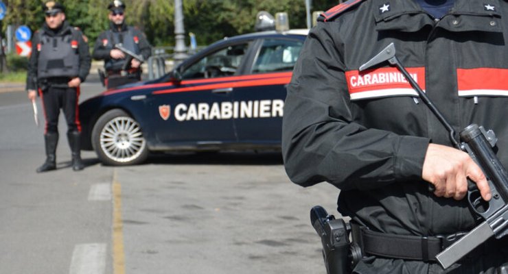 I Carabinieri a Cornaredo per omicidio del 45enne