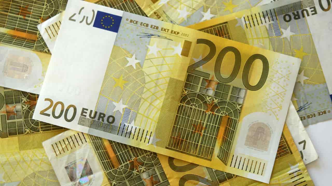Bonus 200 euro, banconote