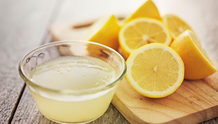 Limone per materasso e cuscini ingialliti 