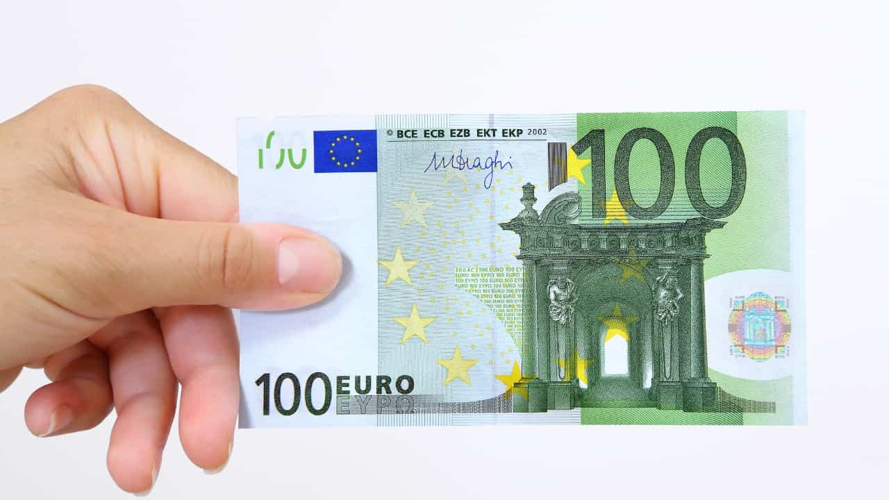 Aumento di 100€ in busta paga