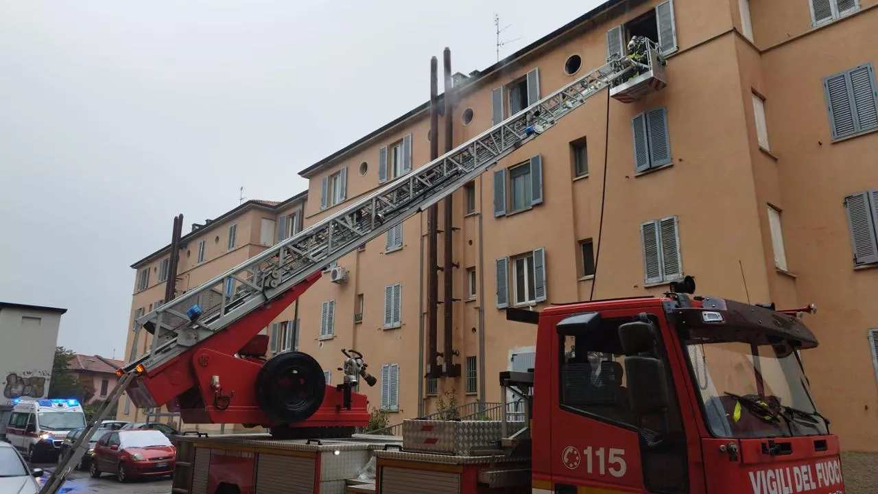 Incendio a Pavia 