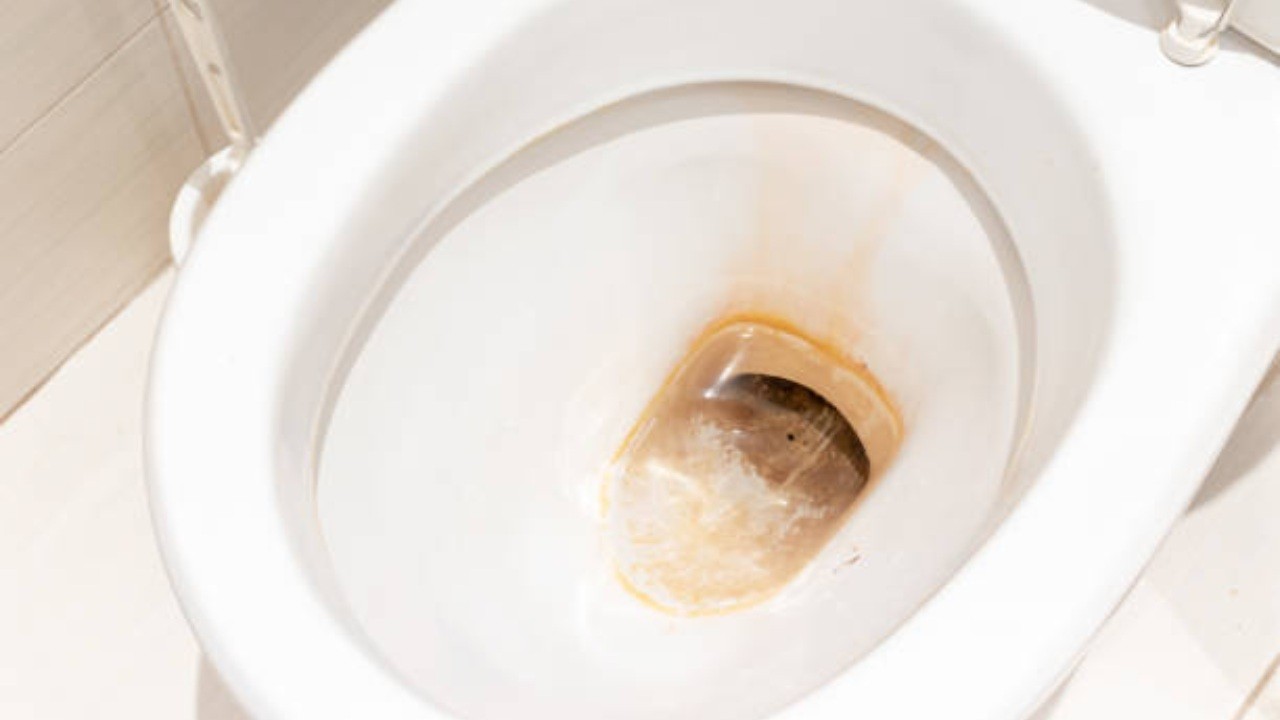 Zbavte se zubního kamene v koupelně