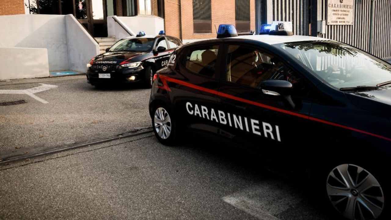 Auto dei carabinieri