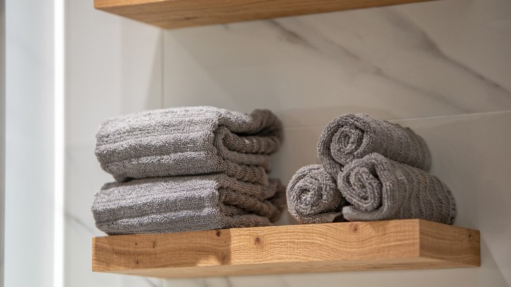 asciugamani in bagno - soluzione salvaspazio 