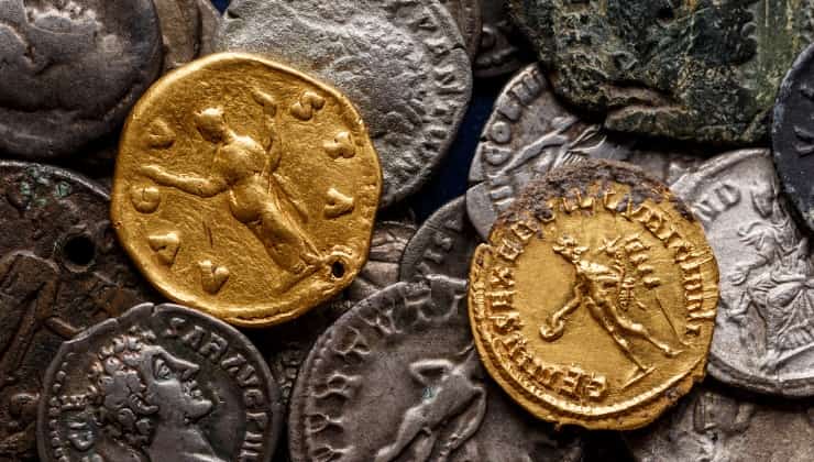 Tesoro de monedas antiguas