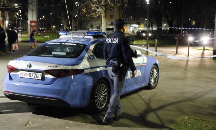 Milano, agente di Polizia