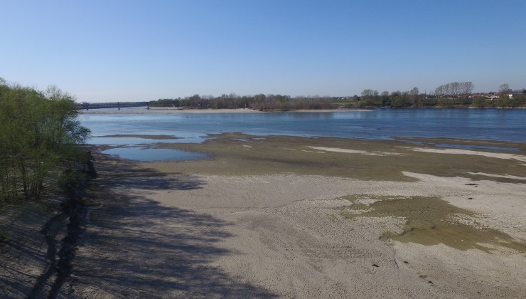 Il fiume Po prosciugato