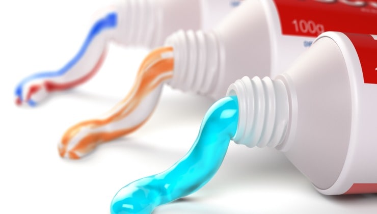 Tubos de pasta de dientes
