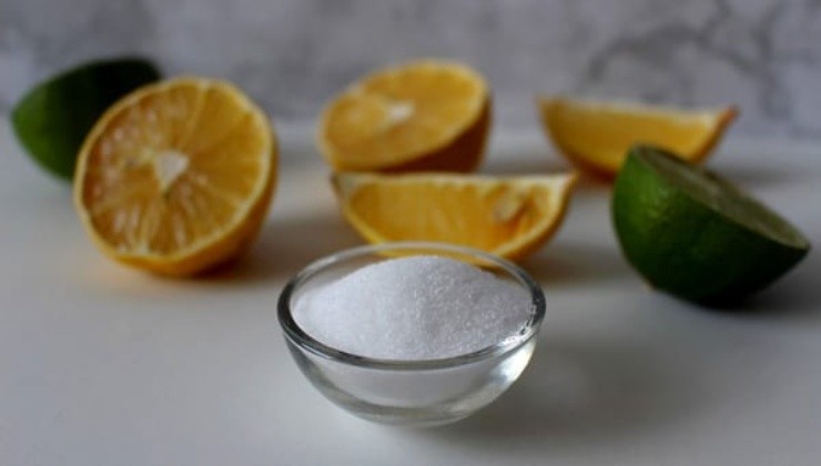Limone e bicarbonato di sodio