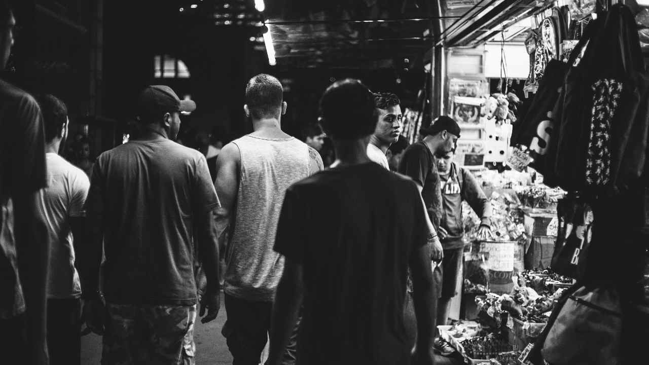 Attacco violento al Mercato ortofrutticolo di Milano