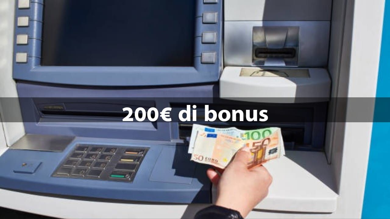 Prelevare soldi al bancomat