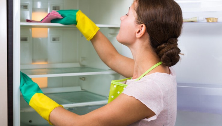 Comment se débarrasser des odeurs pourries du réfrigérateur
