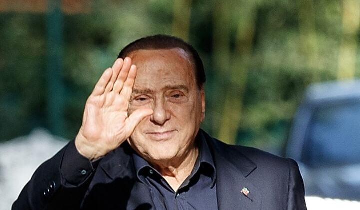 Silvio Berlusconi fuori dalla terapia intensiva