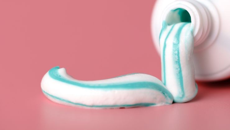 Tuba zubní pasty