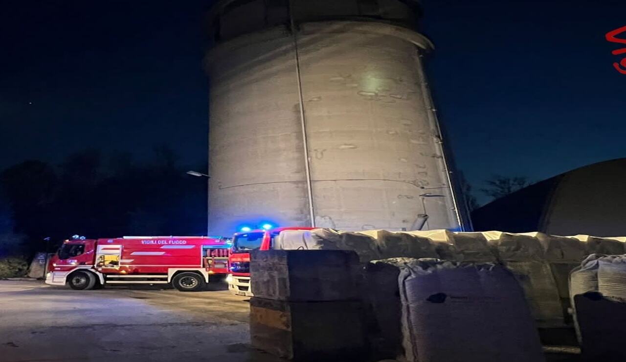 silo di merone, vigili del fuoco