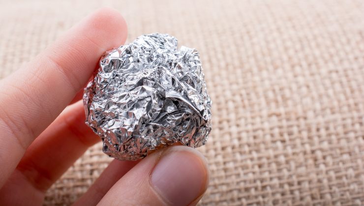 Papier d’aluminium dans le sac