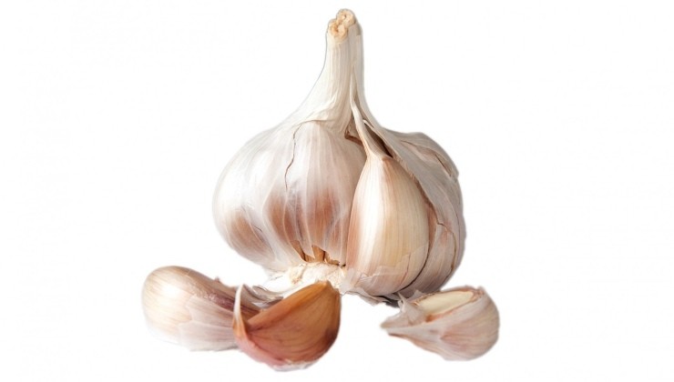 5 cloves of garlic