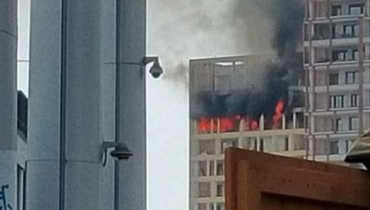 Incendio alle Trilogy towers