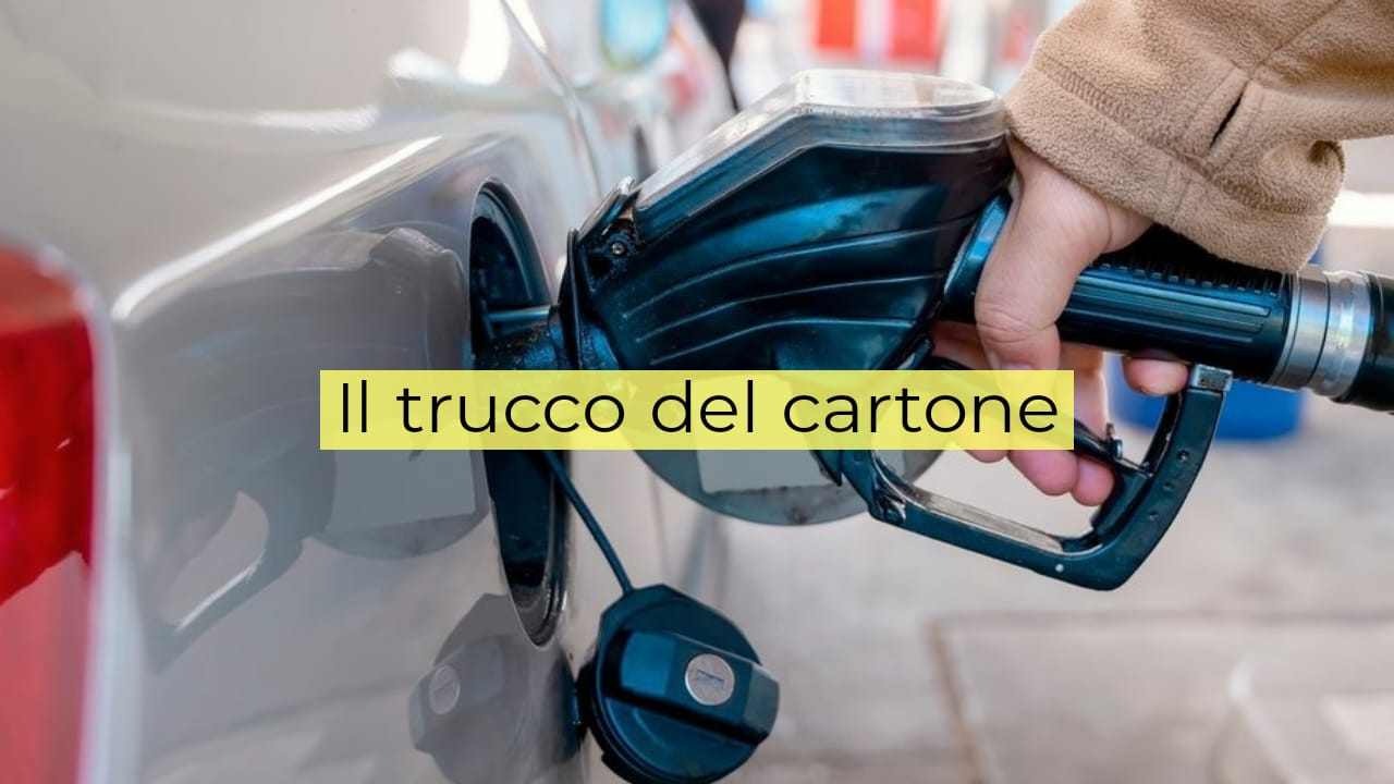 Mettere la benzina