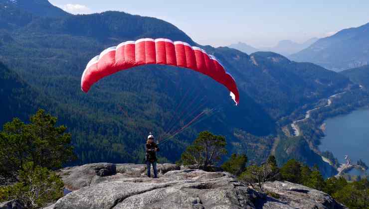 Parapendio, incidente a Brescia 