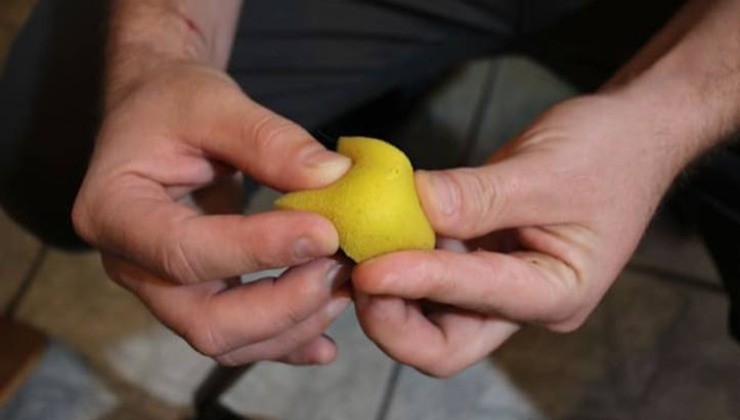 Makeup with kitchen sponge