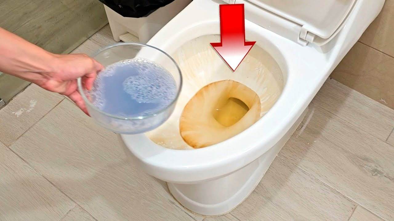 Questo detersivo fai da te per il wc è potentissimo: elimina sporco, puzza  e macchie