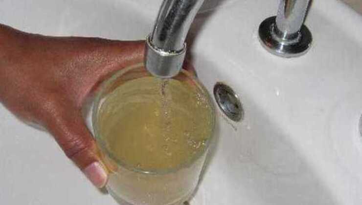 Acqua del rubinetto contaminata