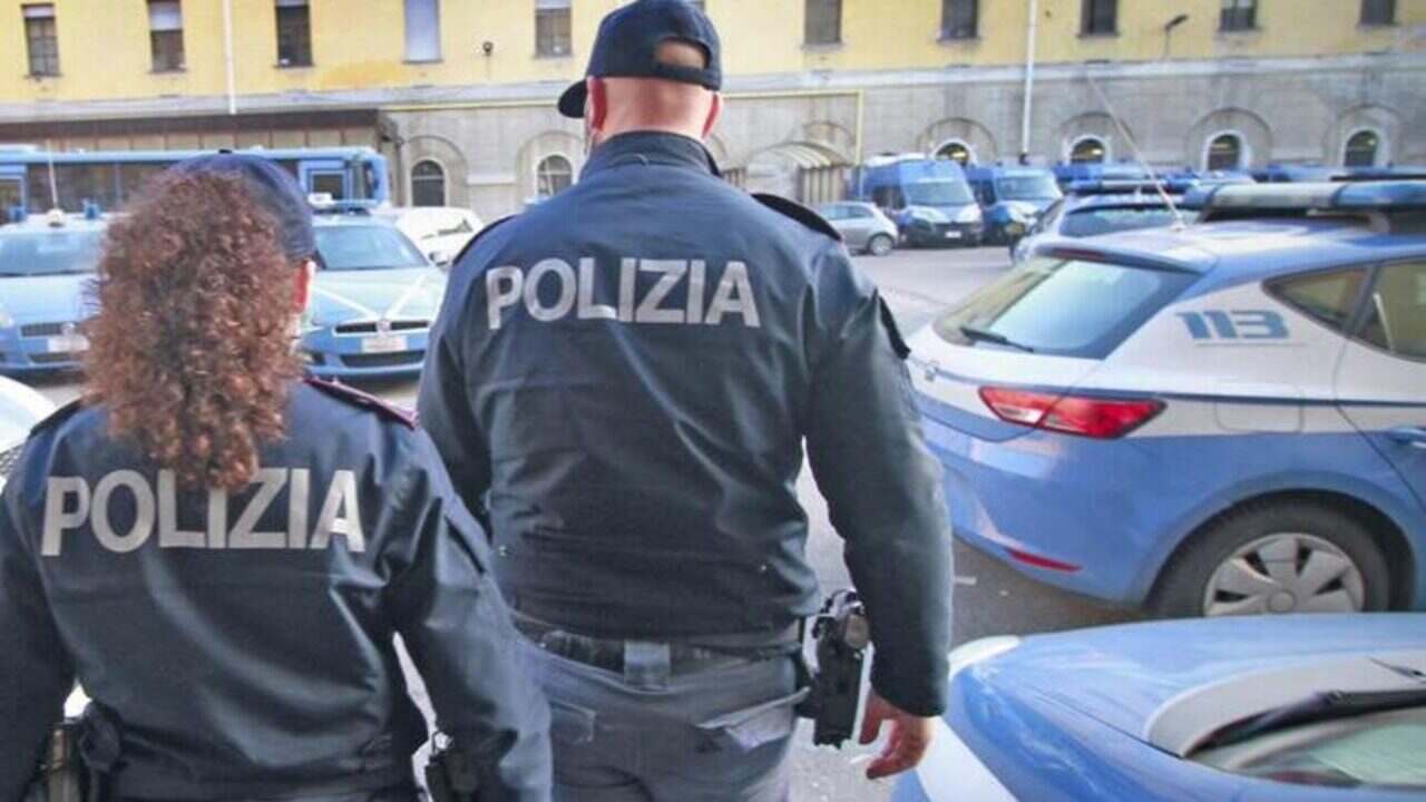 Agenti di polizia