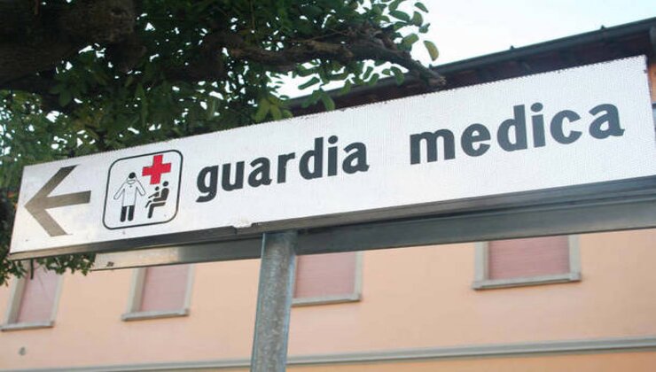 insegna guardia medica