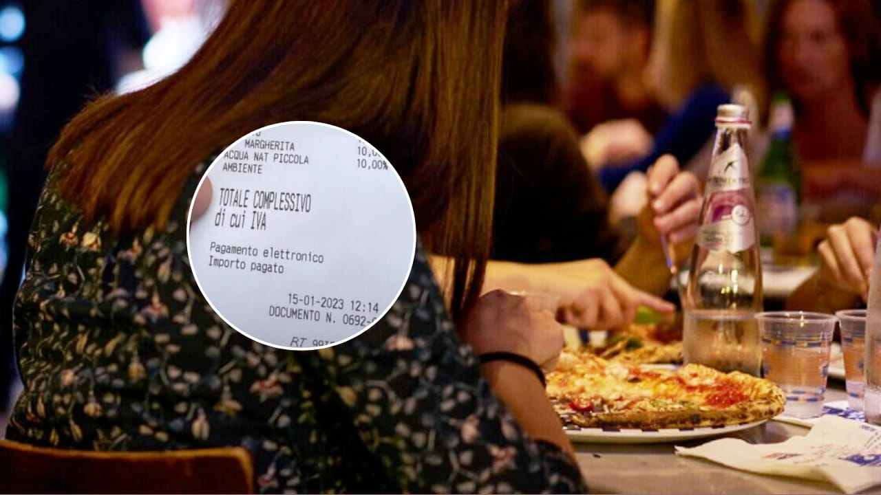 Donna mangia la pizza