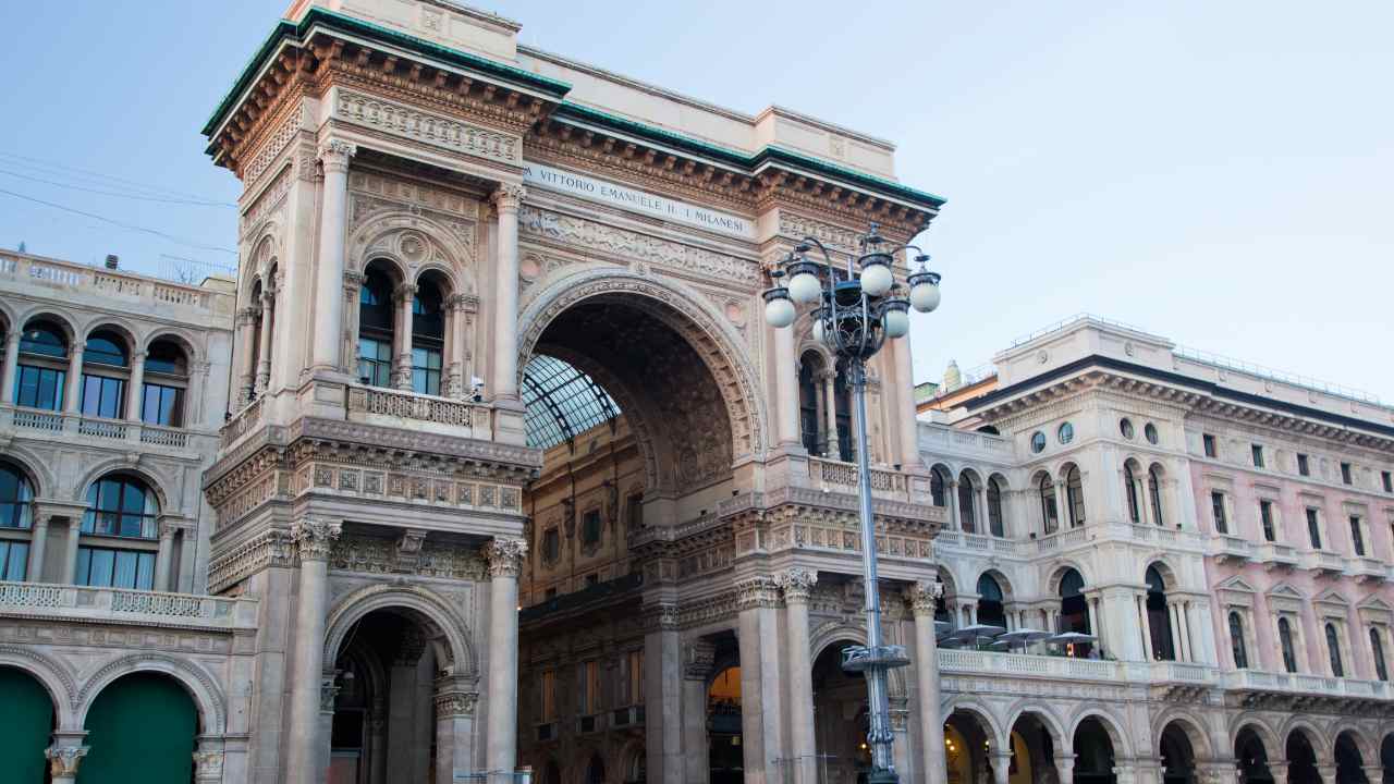 Galleria Vittorio Emanuele Furto Louis Vuitton