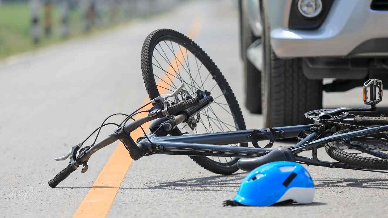 Incidente stradale, ciclista