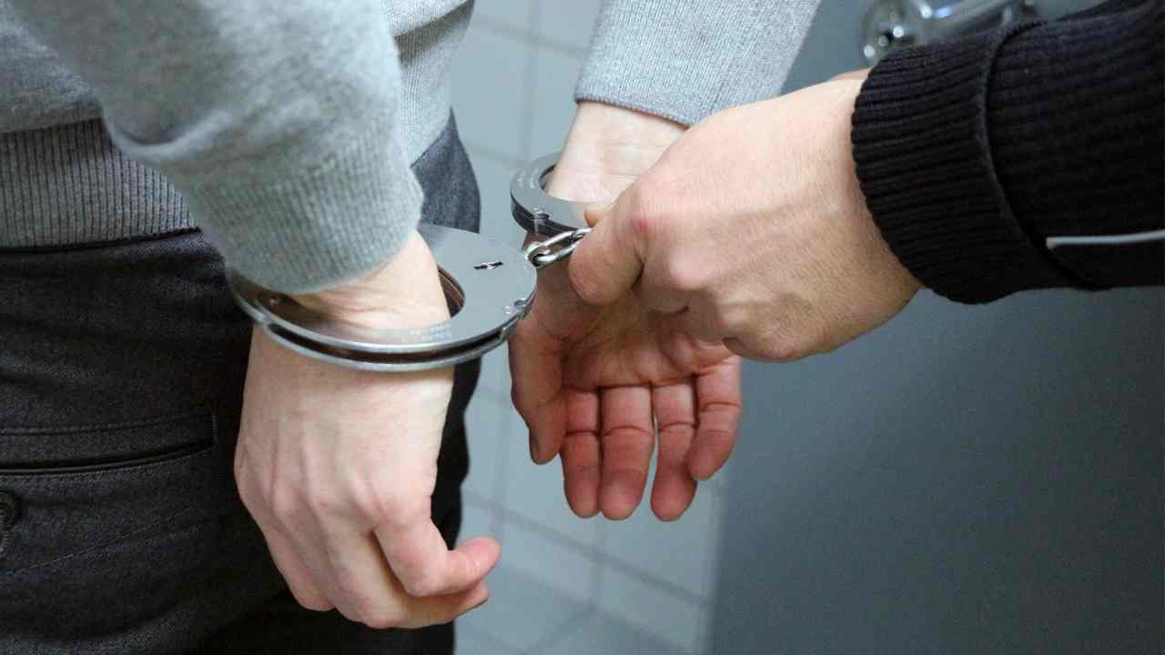 Uomo arrestato Arrestato presunto aggressore per molestie nel parco Montanelli