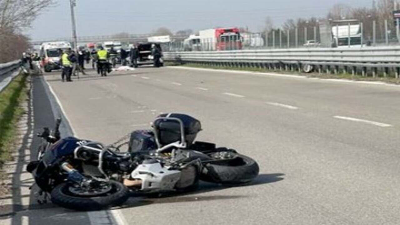 incidente in moto strada