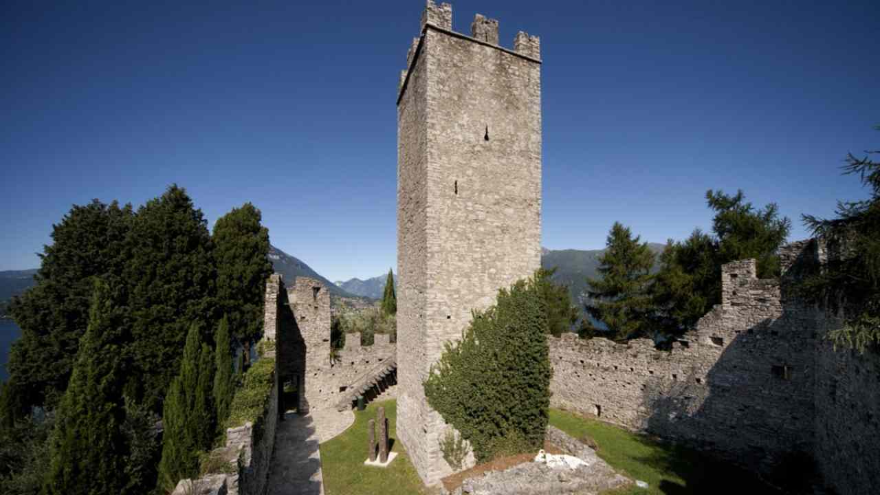 Castello di Vezio, lago di Como