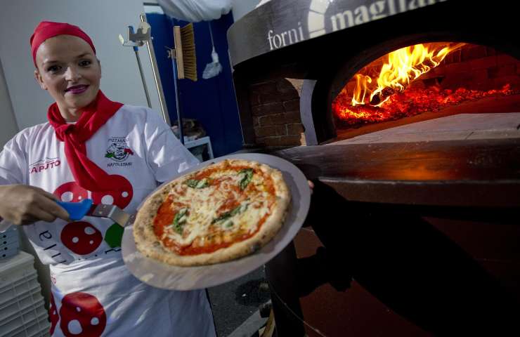Pizza Village Napoli 