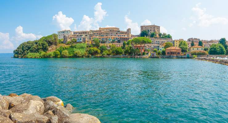 Vista sul lago di Bolsena