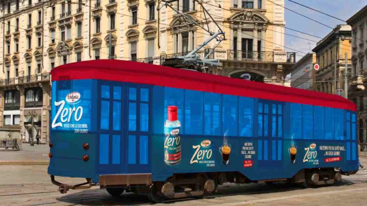 Caffè gratis sul tram a Milano