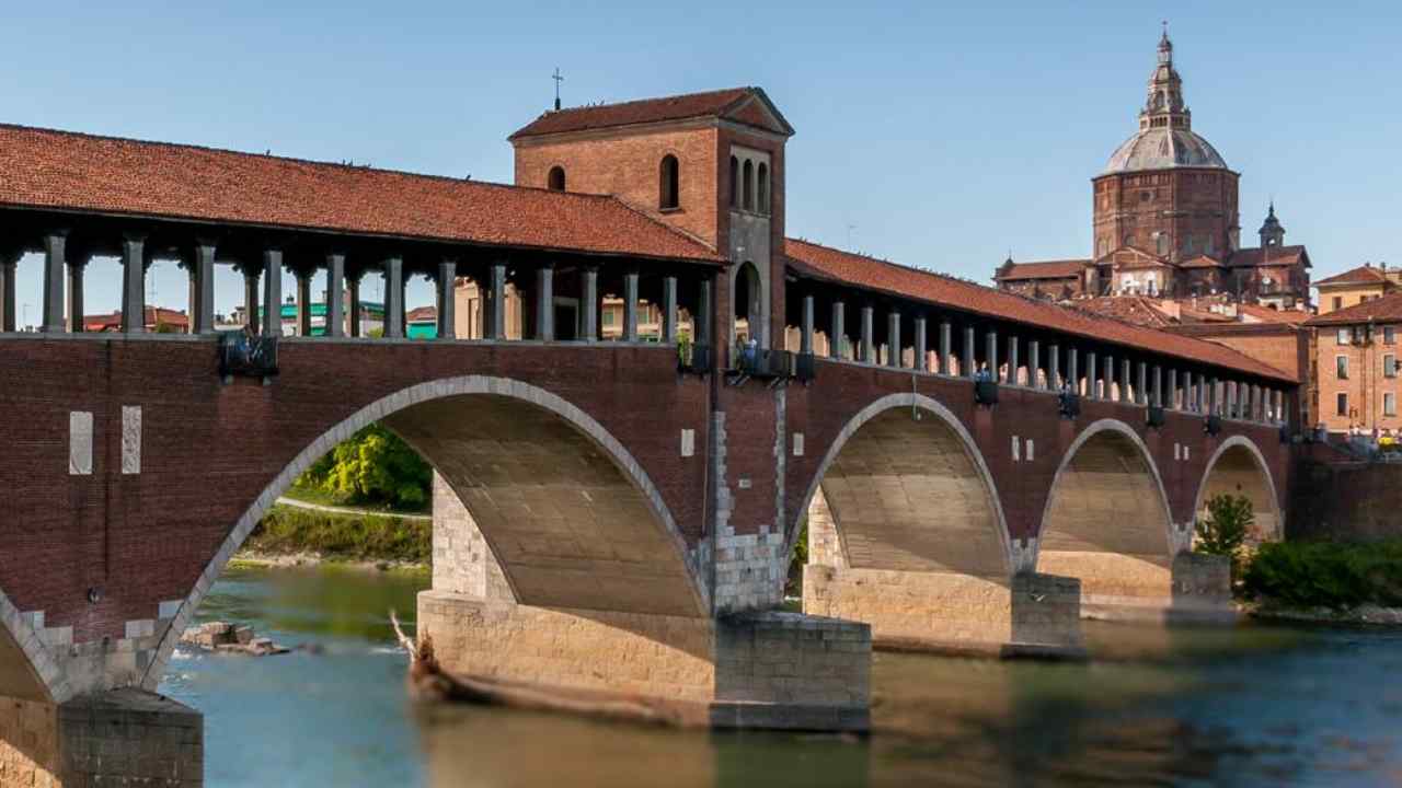 Pavia