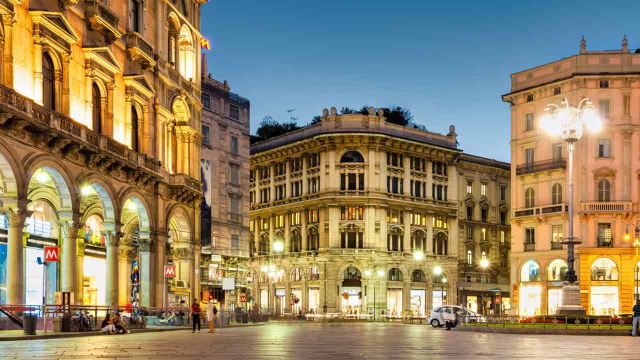 Milano di notte