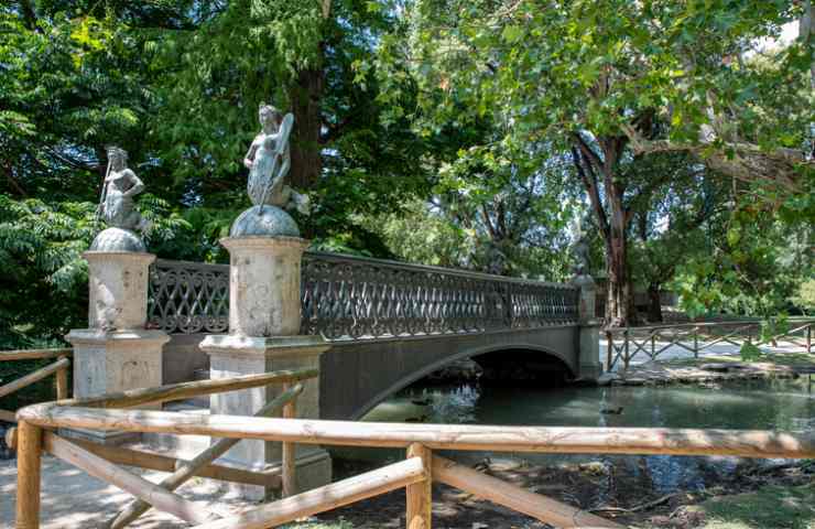 Sirene nel parco Sempione